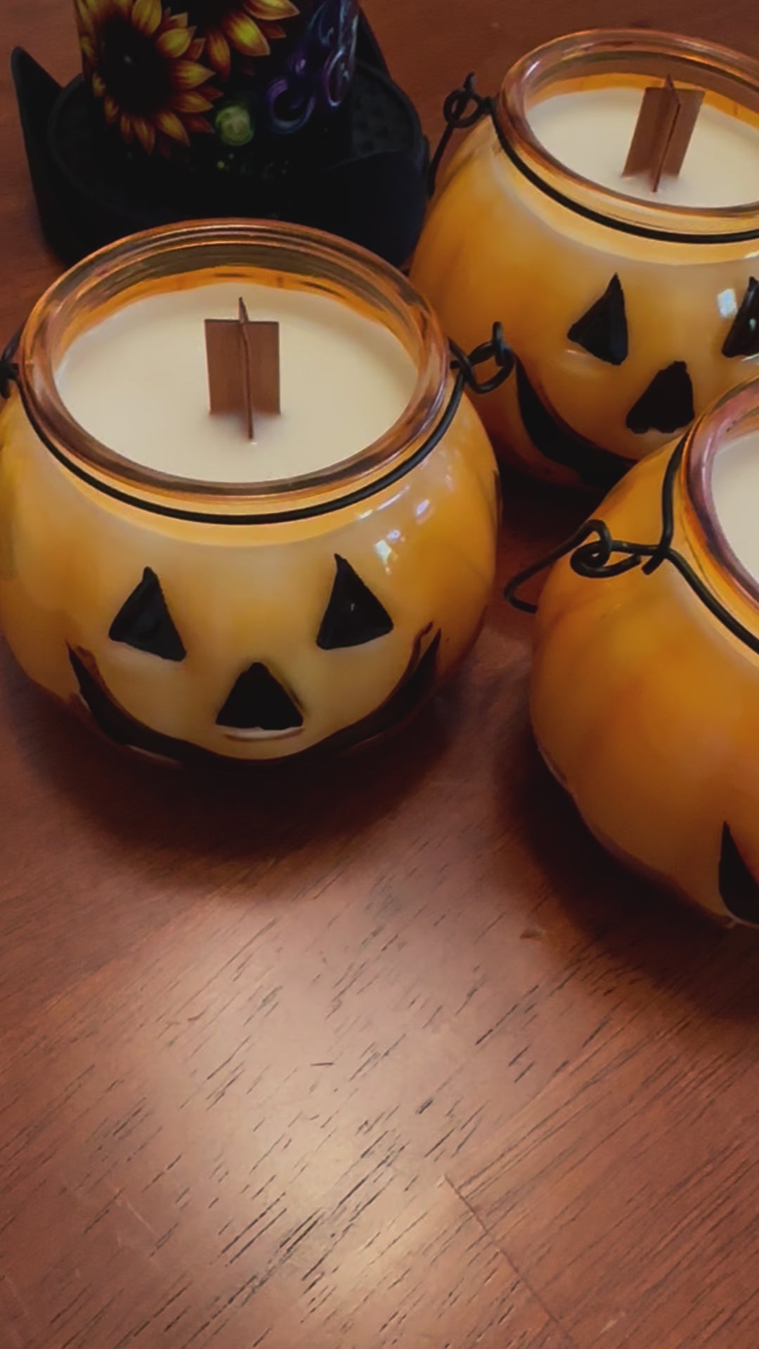 Pumpkin 12oz Crackling Wick Candle